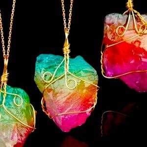 NEW Snow Cone Crystal Necklace with Gold Chain